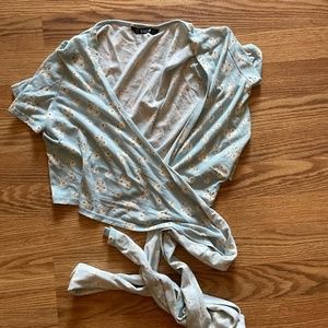 SHEIN crossover clue floral size M